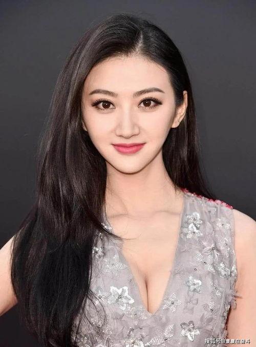 淑芬爆料新皮肤了吗视频,新皮肤视频大揭秘! 第1张 淑芬爆料新皮肤了吗视频,新皮肤视频大揭秘! 第1张